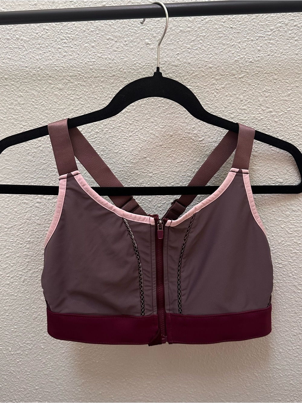 Fabletics Zoe Zip-UP High Support Sports Bra Size M